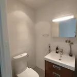 Eira Sauna & Terrace Luxe Apartment Helsinki